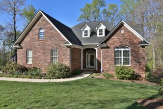 3224 Grange Ct, Catawba Heights, NC 28012-8597