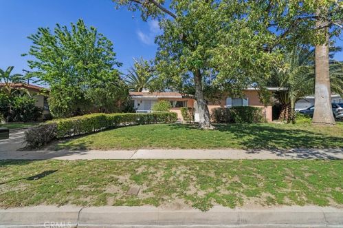 566 Sonora St, San Bernardino, CA 92404-1762