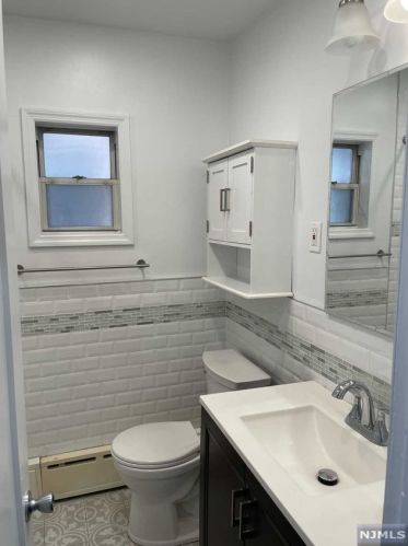 600 Columbia Ave, North Bergen NJ  07047-1623 exterior