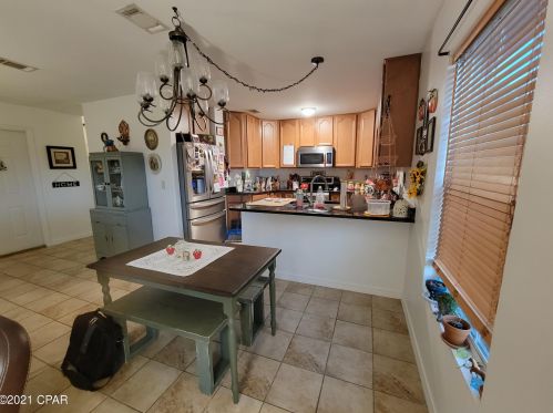 55 Carlan Ct, Defuniak Springs FL  32433-7120 exterior