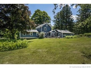 226 Main St, Chester, CT 06412-1013