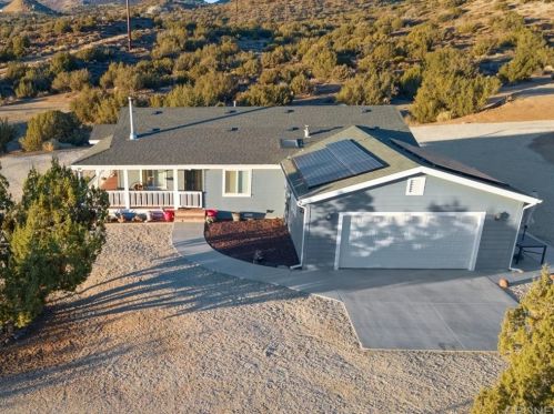 24608 Transvaal Rd, Tehachapi, CA 93561-9900