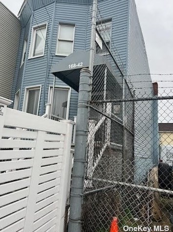 168-42 Liberty Ave, Jamaica NY  11417-1034 exterior