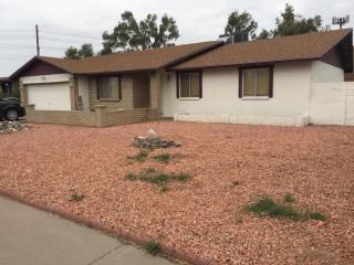 10621 45th Dr, Glendale, AZ 85304-4402