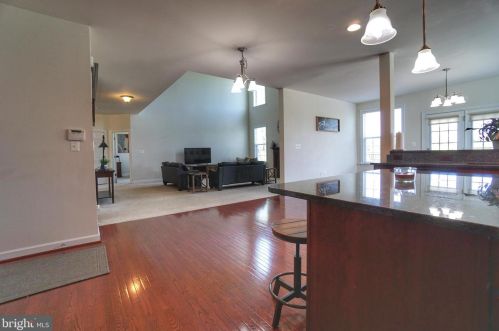 39068 Irish Corner Rd, Lovettsville VA  20180-2742 exterior