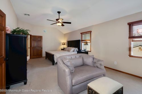 6 Cedar Ct, Jackson Twp NJ  08527-1161 exterior