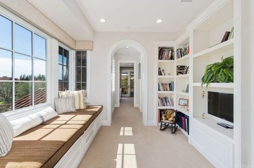 14 Morning Lgt, Newport Beach CA  92657-1654 exterior