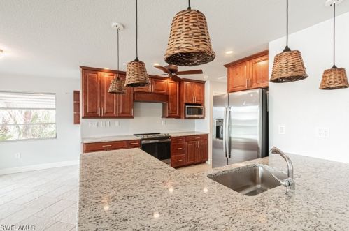 2179 Lemon St, Saint James City FL  33956-2025 exterior