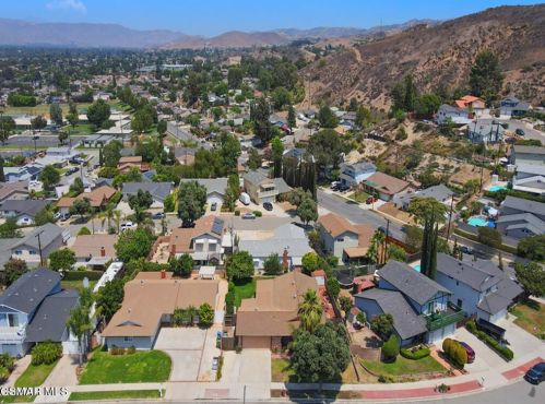 792 Wishard Ave, Simi Valley CA  93065-5676 exterior