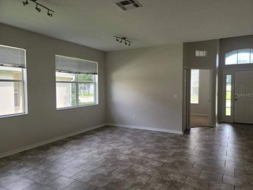 3009 Clover Blossom Cir, Land O Lakes, FL 34638-7985