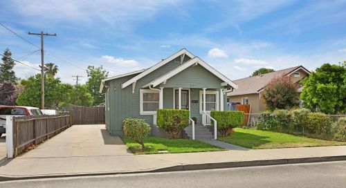 825 Garfield St, Lodi, CA 95240-5408