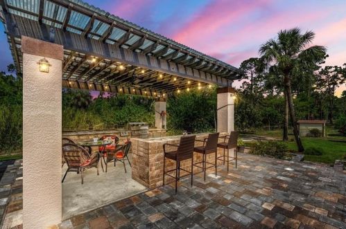 1931 Jung Blvd, Naples, FL 34120-3610