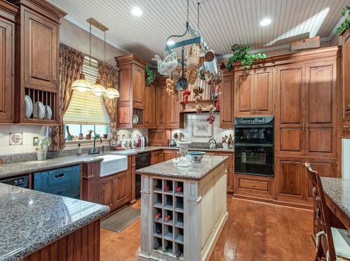 375 21 Ave, Naples FL 34116-5721 exterior