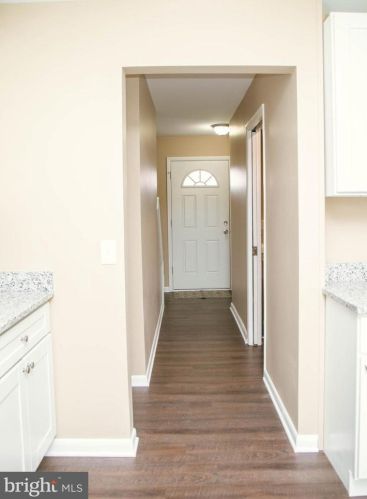 71 Honeysuckle Dr, Navy Sup Dpt PA 17050-3166 exterior