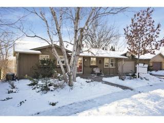 1149 Cedar View Dr, Minneapolis, MN 55405-2110
