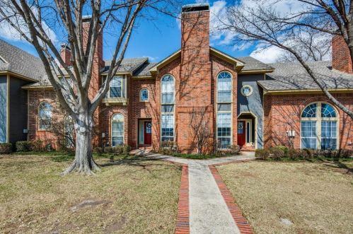 140 Cobblestone Row, Denton, TX 76207-7203