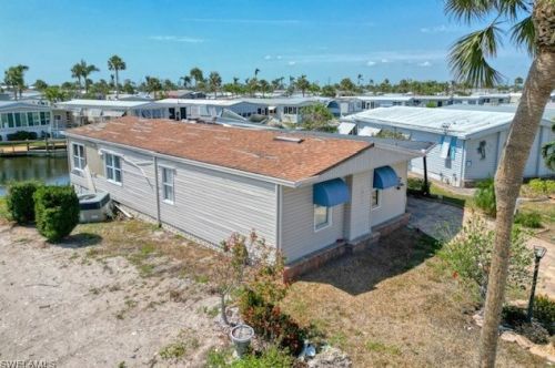 17670 Bryan Ct, Fort Myers Beach FL  33931-7103 exterior