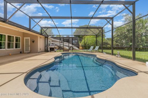 5090 Winchester Dr, Titusville FL  32780-6773 exterior