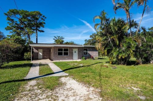 1815 30th St, Fort Pierce FL  34947-6914 exterior