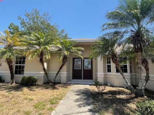 7110 Summit Dr, Winter Haven, FL 33884-2763