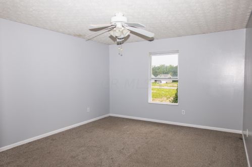 1032 Legacy Ln, Pataskala OH  43062-8078 exterior