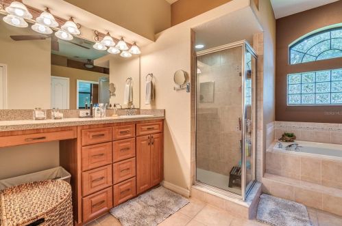 1224 Windsor Way, Lutz FL  33559-7320 exterior