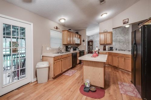 356 County Road 6481, Mont Belvieu TX  77535 exterior