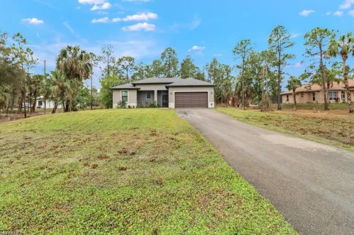 2830 12th Ave, Naples, FL 34117-3578