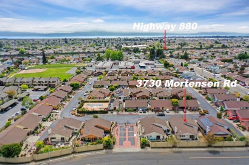 3730 Mortensen Rd, San Leandro, CA 94578-4149