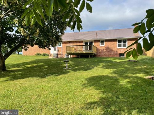 1021 White Hall Rd, Littlestown PA  17340-9654 exterior