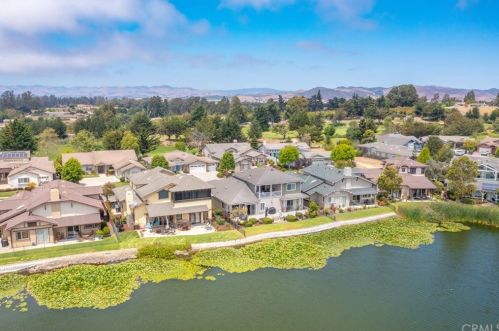660 Avocet Way, Pismo Beach CA  93420-5571 exterior