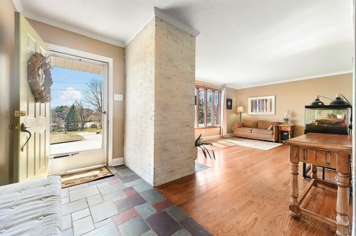 314 Northview Dr, Latrobe, PA 15650-1020