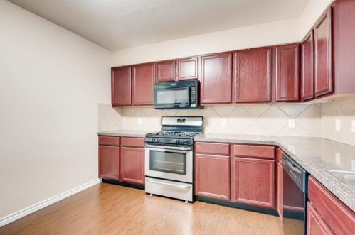 9925 Hyacinth Way, Conroe TX  77385-1905 exterior
