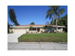 2724 Leafy Ln, Sarasota, FL 34239-4937