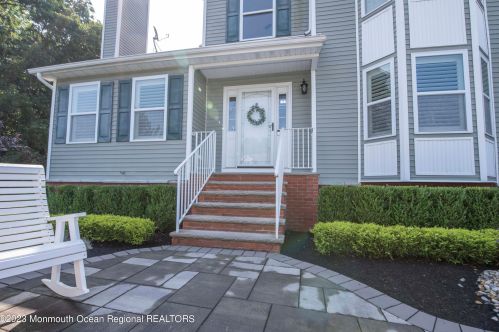 9 Maxim Ct, Jackson Twp NJ 08527-3893 exterior