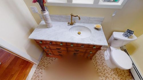 170 Giddings Ave, Windsor CT 06095-3743 exterior