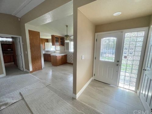 305 Clark St, Orange, CA 92868-2218