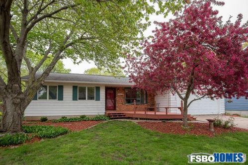 4475 Richmond Ct, Panarama Park, IA 52722-2232