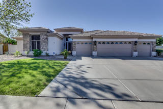 4241 Encanto St, Mesa, AZ 85205-5123