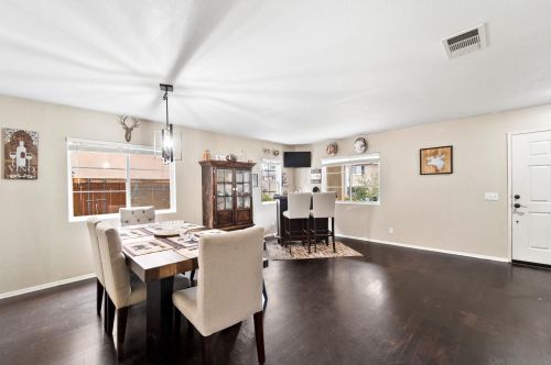 42064 Pine Needle St, Temecula CA  92591-7915 exterior