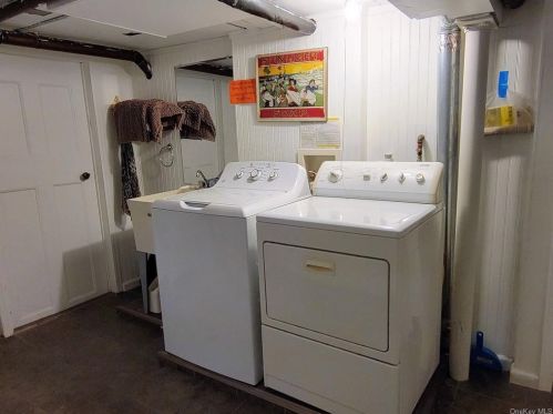 156 Prospect Ave, Middletown NY  10940-3941 exterior