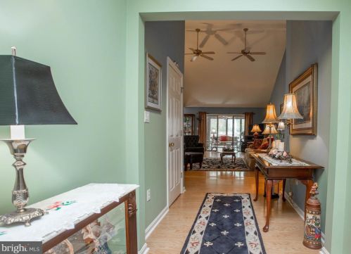 127 Lakeside Dr, Lewes, DE 19958-8937