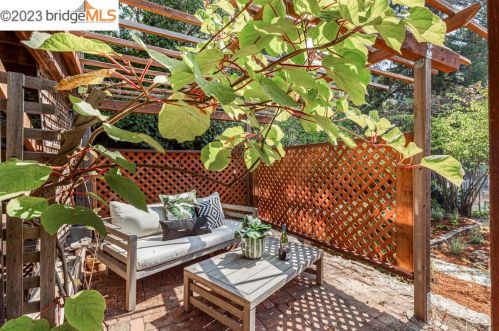 2400 Eunice St, Berkeley CA  94708-1645 exterior