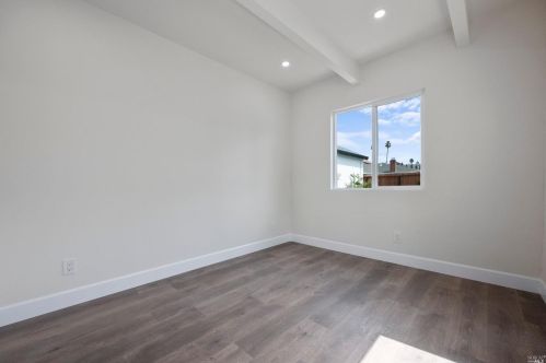 2431 Guerneville Rd, Santa Rosa CA  95403-4101 exterior