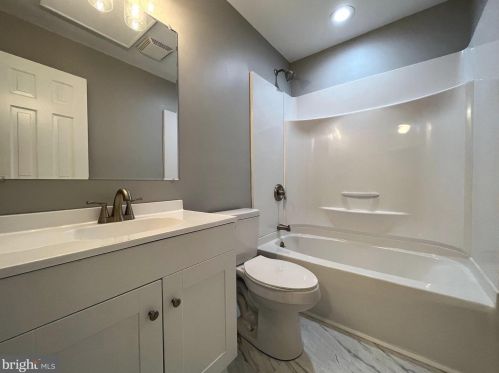 25 Concord Ct, Charles Town WV  25414-5041 exterior