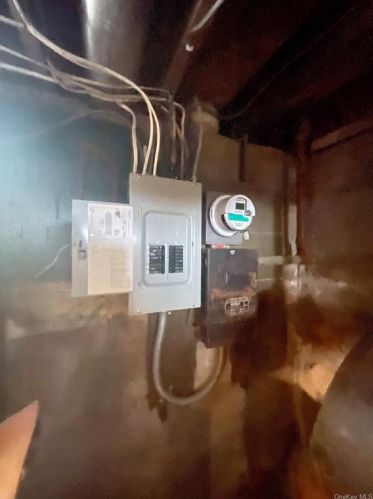 13 Spruce Rd, Middletown NY  10940-7523 exterior