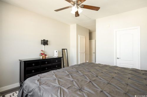 4308 Clarinbridge Cir, Pleasanton CA  94568-7208 exterior