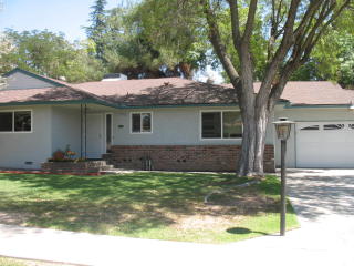5754 4th St, Fresno, CA 93710-6334