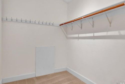 610 Rose Dr, Benicia CA  94510-3756 exterior