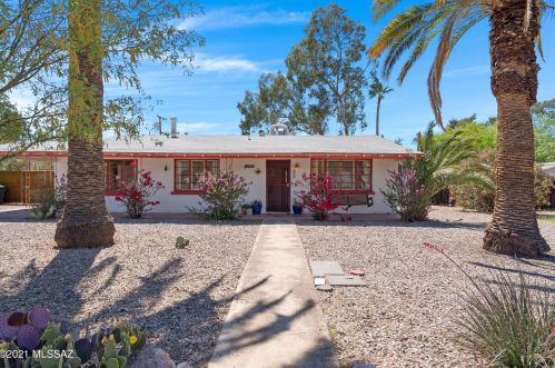 831 Longfellow Ave, Tucson, AZ 85711-5322